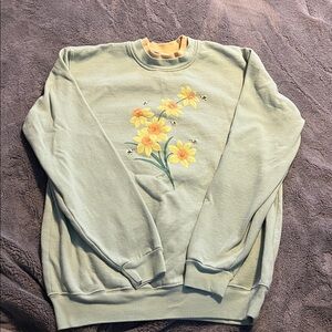 Vintage Morning Sun Spring daffodil and bees Sweatshirt- Size Medium